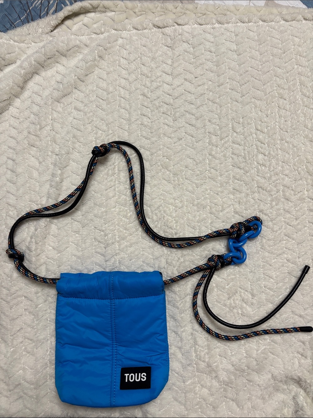 TOUS Bright Blue Puffer Kids Crossbody Bag with Multicolor Rope Strap